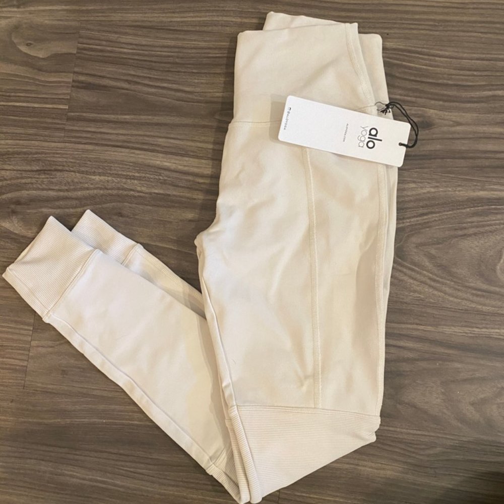 Alo Yoga HIGH-WAIST AVENUE LEGGING "bone"